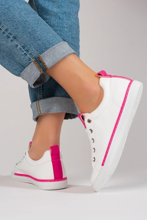 baltos spalvos   sportiniai batai...