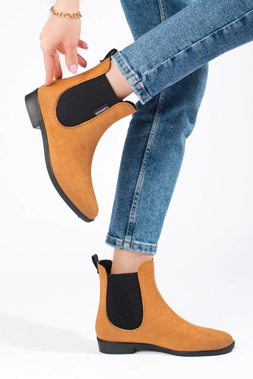 Guminiai batai  rudos spalvos...