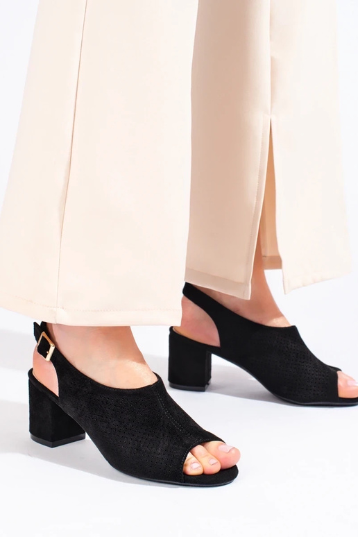 su aužūro elementais sandalai  juodos...