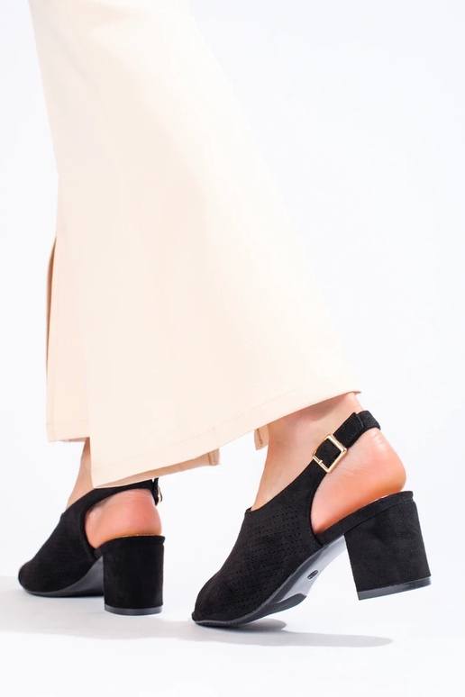 su aužūro elementais sandalai  juodos...