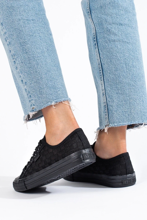 Juodos spalvos klasikinio modelio...