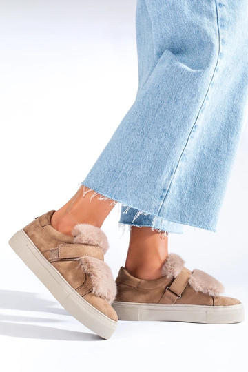 smėlio spalvos iš zomšos... 2