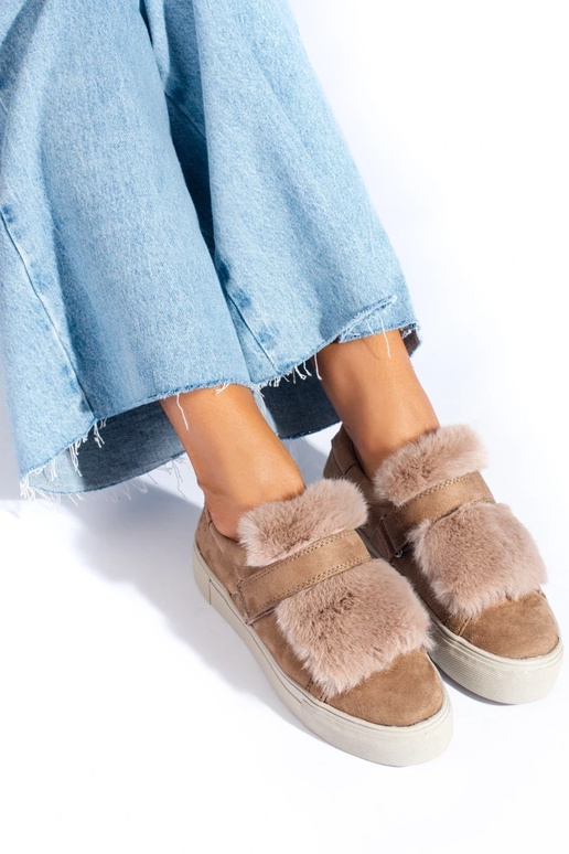 smėlio spalvos iš zomšos batai su... smėlio spalvos iš zomšos batai su...