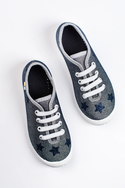 Įsispiriamo modelio pilkos spalvos...