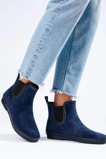 iš zomšos guminiai batai... 2