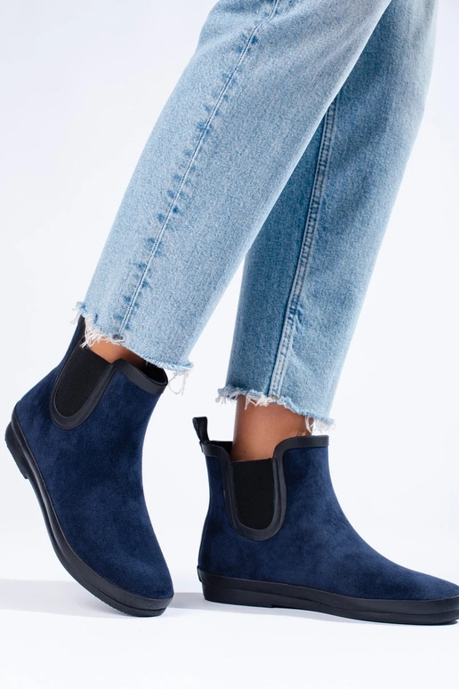 iš zomšos guminiai batai izoliuoti...