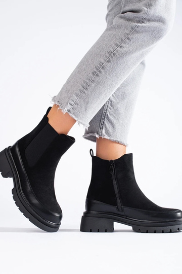 juodos spalvos iš zomšos... 2