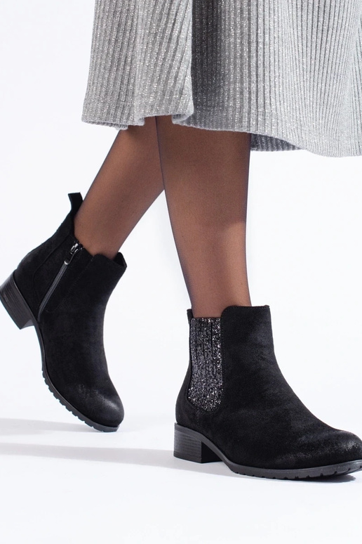 iš zomšos juodos spalvos Moteriški batai