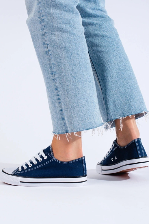 Klasikinio modelio mėlynos spalvos batai