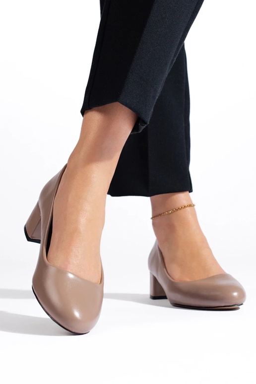 Aukštakulniai bateliai  tamsios