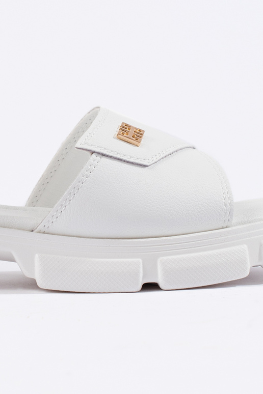 Patogūs sandalai moterims balti