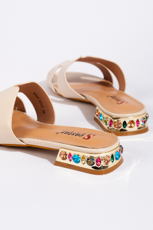 smėlio spalvos Šlepetės smėlio spalvos Šlepetės