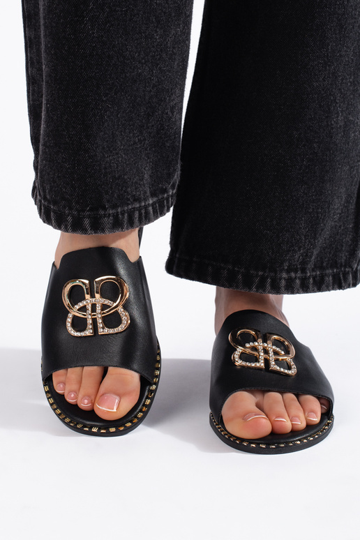 juodos spalvos Šlepetės juodos spalvos Šlepetės