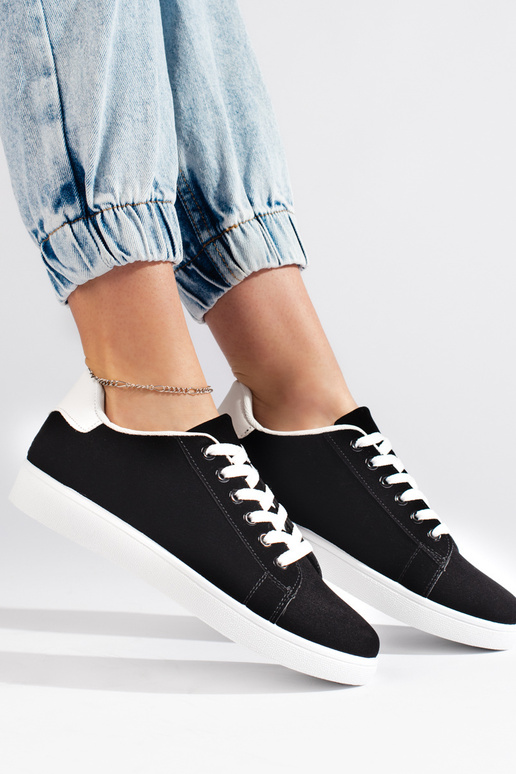 juodos spalvos iš zomšos Moteriški batai juodos spalvos iš zomšos Moteriški batai