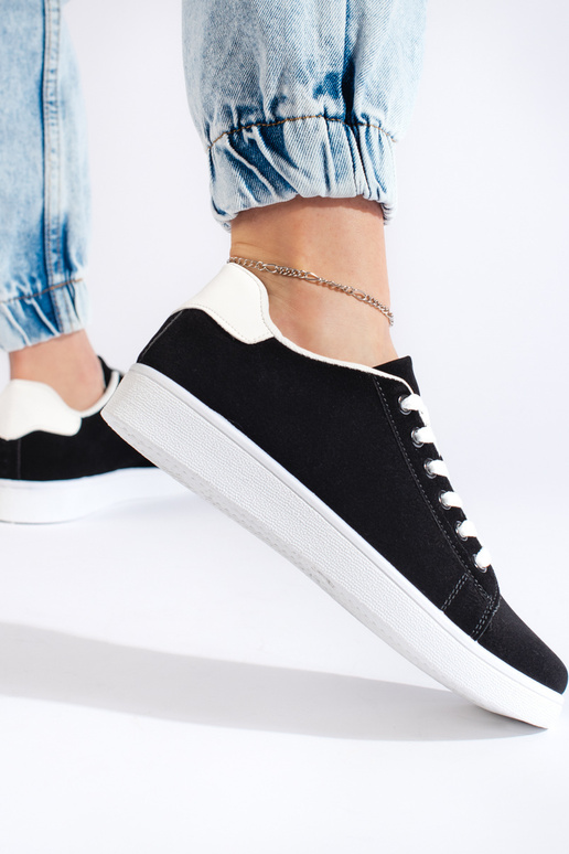 juodos spalvos iš zomšos Moteriški batai juodos spalvos iš zomšos Moteriški batai