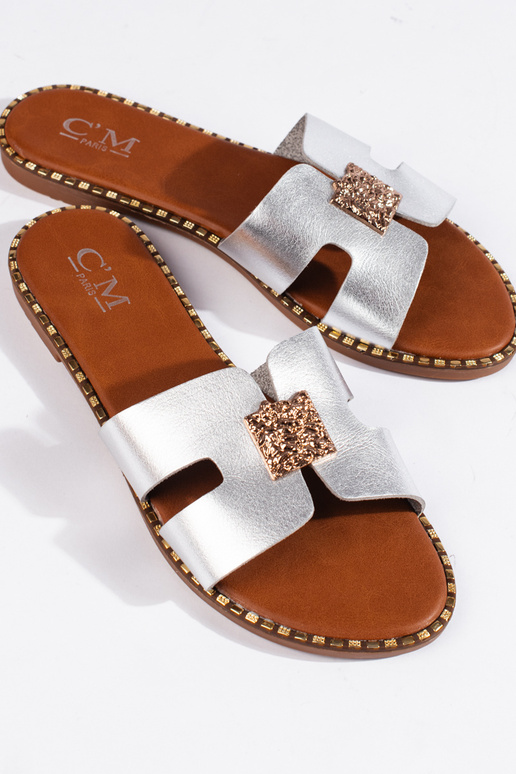 sidabro spalvos  Šlepetės sidabro spalvos  Šlepetės