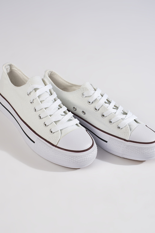 Baltos spalvos klasikinio modelio...