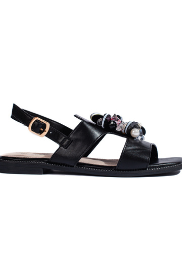 juodos spalvos  sandalai