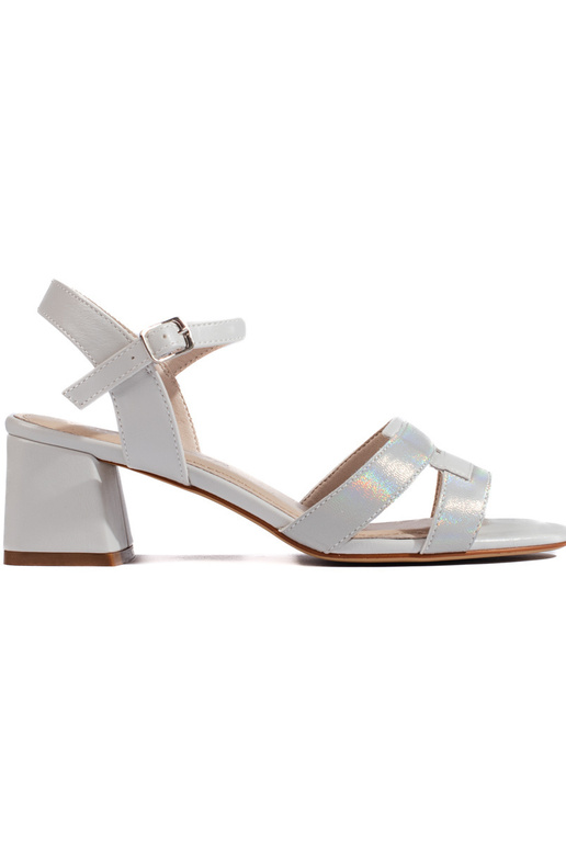 pilkos spalvos połyskujące sandalai... pilkos spalvos połyskujące sandalai...