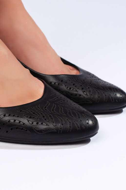 su aužūro elementais juodos spalvos...