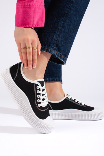 juodos spalvos  Moteriški... 2