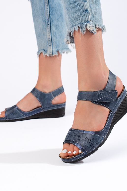 mėlynos spalvos sandalai mėlynos spalvos sandalai