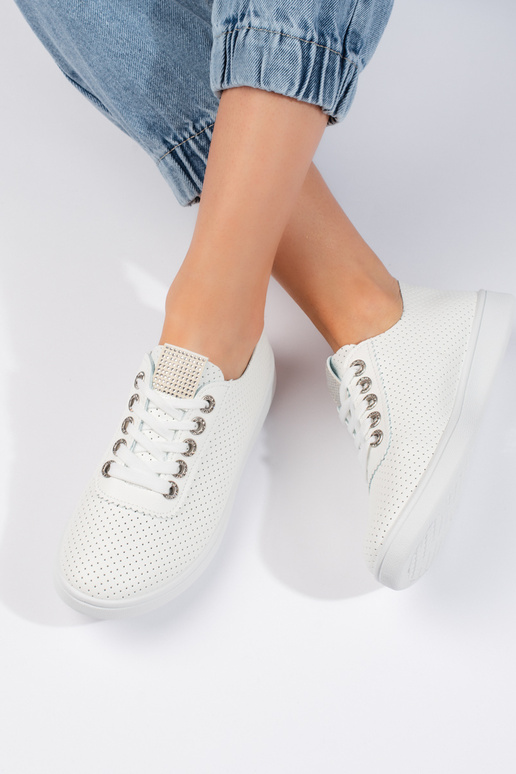 su aužūro elementais baltos spalvos...