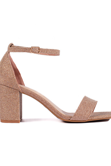 aukso spalvos  sandalai...