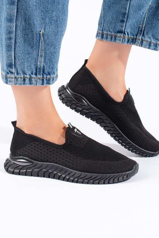 juodos spalvos  Moteriški batai juodos spalvos  Moteriški batai