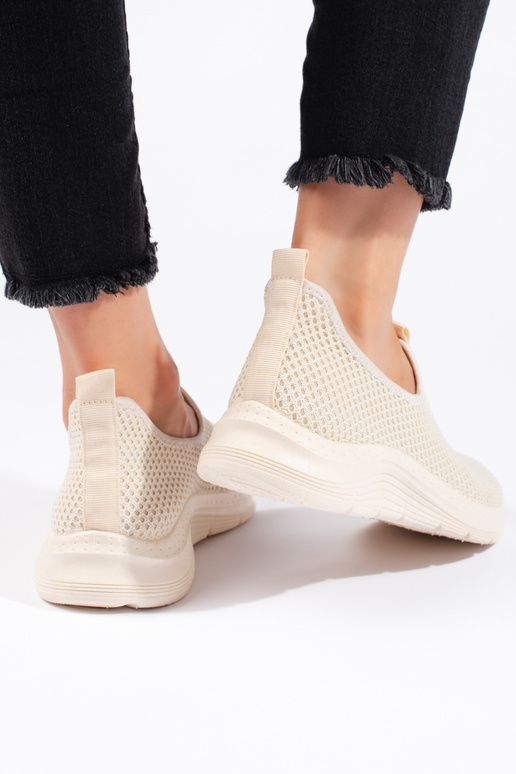 smėlio spalvos  sportiniai batai