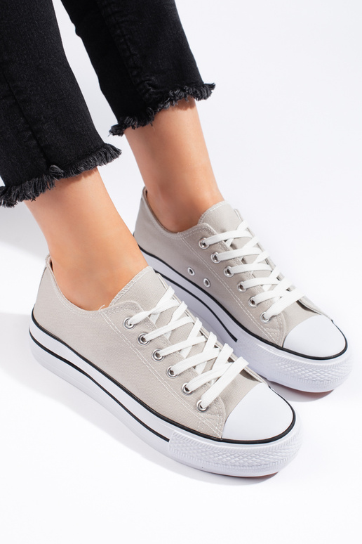 pilkos spalvos batai