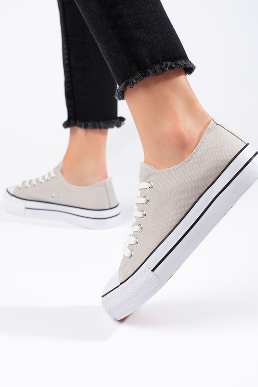 pilkos spalvos batai