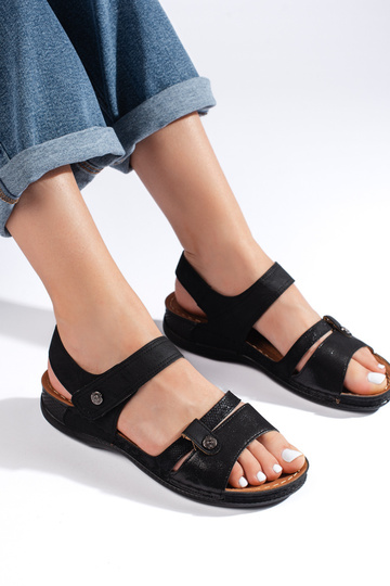 juodos spalvos sandalai 2