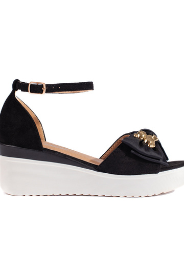 juodos spalvos  sandalai...