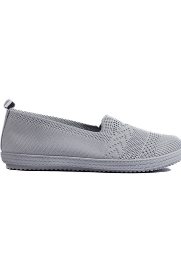 pilkos spalvos  slip on
