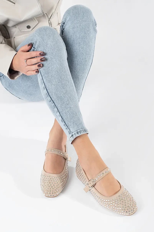Moteriško balerinos su blizgučiais