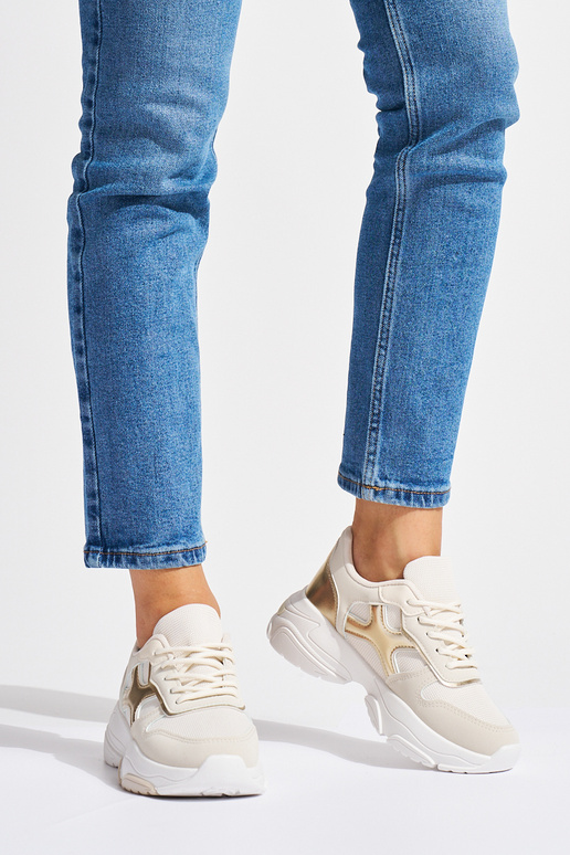 Moteriški laisvalaikio batai smėlio... Moteriški laisvalaikio batai smėlio...