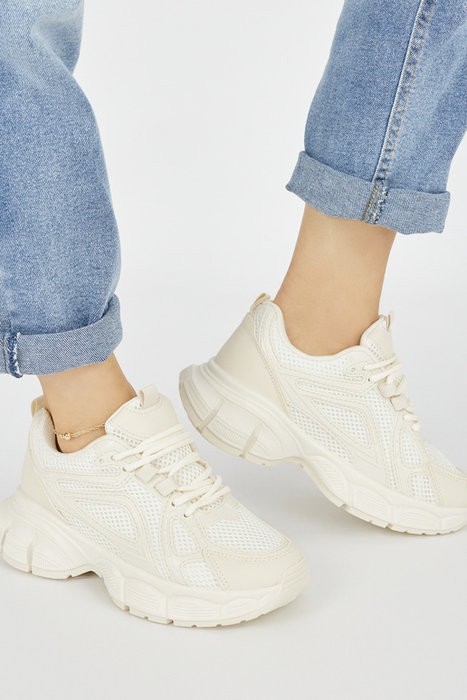 Sneakers modelio batai smėlio spalvos...