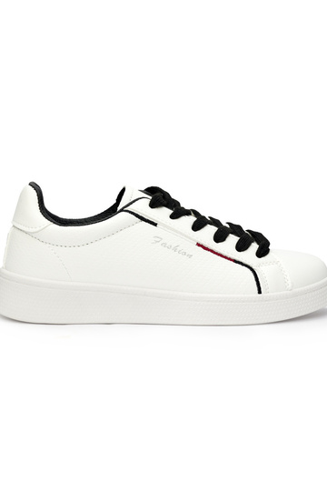 baltos spalvos moterų...