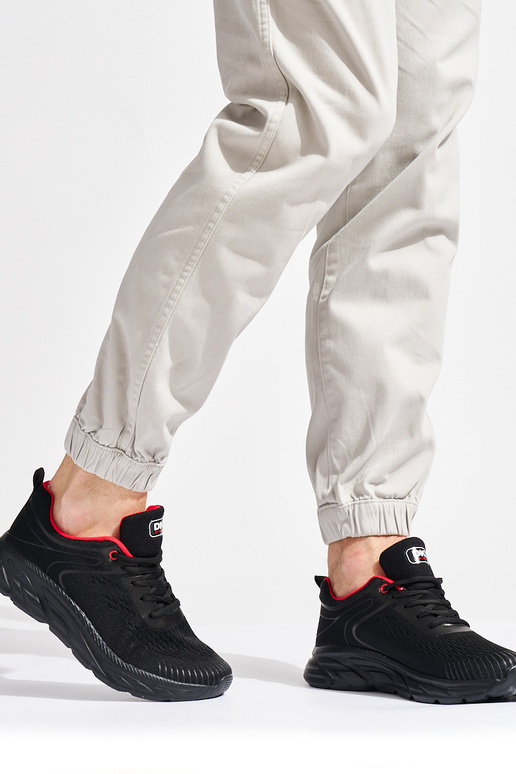 vyrams juodos spalvos sportiniai batai