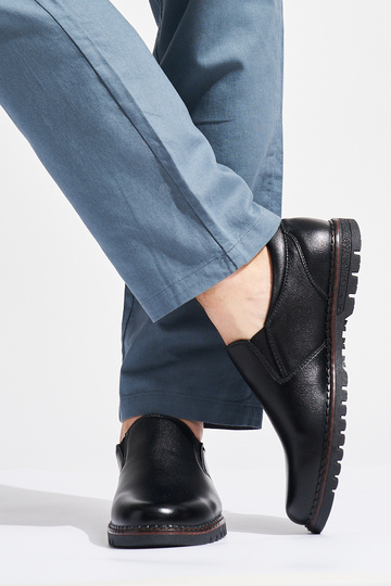 vyrams juodos spalvos batai... 2