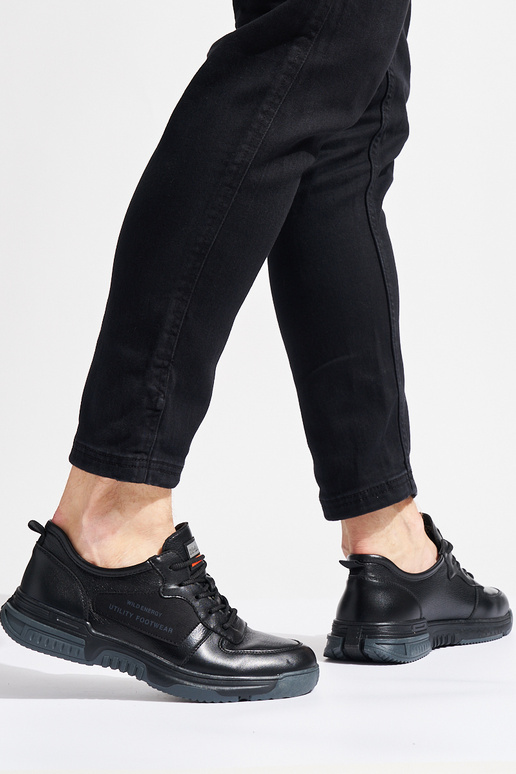 juodos spalvos sportiniai batai vyrų