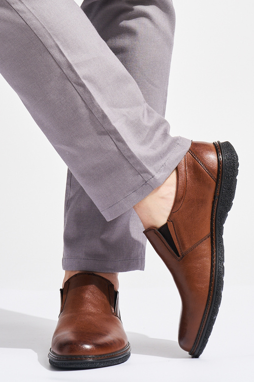 Elegantiški vyriški pusbačiai