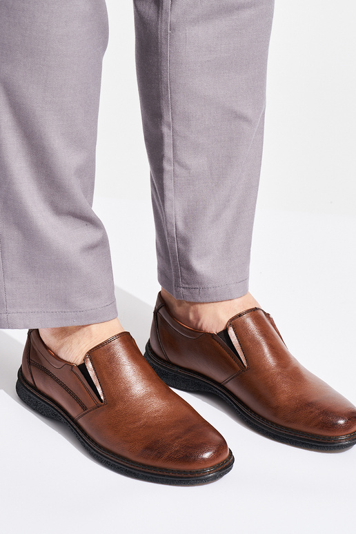 Elegantiški vyriški pusbačiai