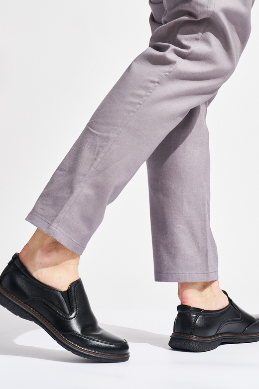 vyrams juodos spalvos pusbačiai...