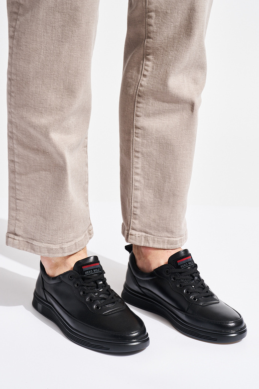 juodos spalvos vyrų sportiniai batai...