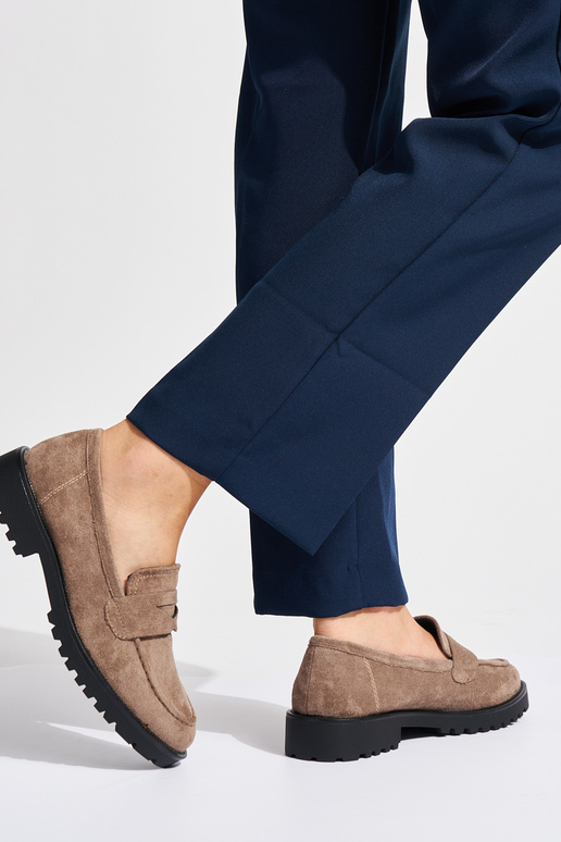 BezoĮe iš zomšos moteriški mokasinai BezoĮe iš zomšos moteriški mokasinai