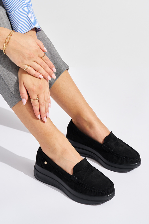 iš zomšos juodos spalvos mokasinai su... iš zomšos juodos spalvos mokasinai su...