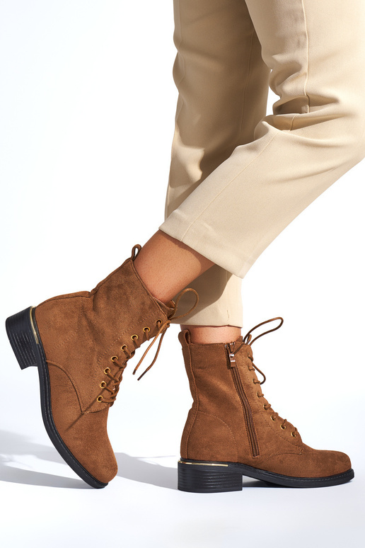 rudos spalvos moteriški batai... rudos spalvos moteriški batai...