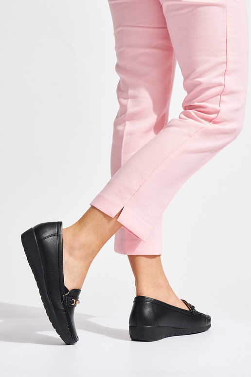 juodos spalvos moteriški mokasinai